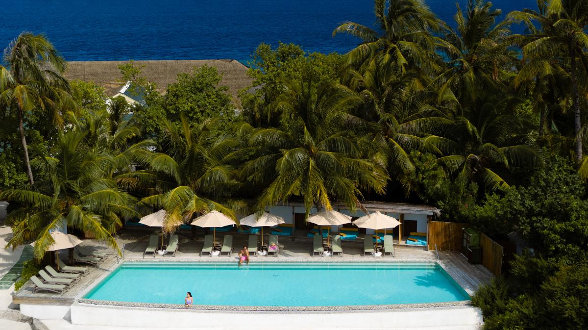 Adults-only infinity pool