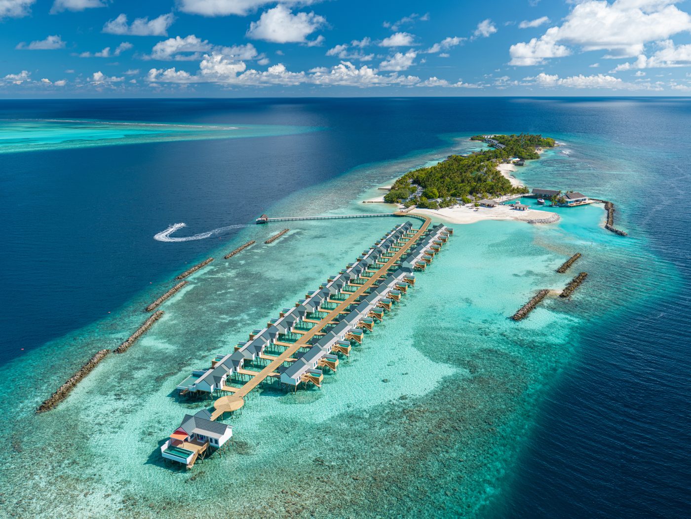 OBLU Nature Helengeli from the air